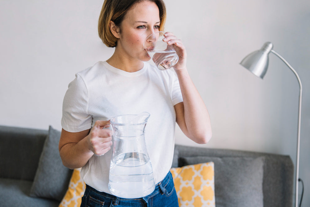 Boire 5 litres d'eau par jour : quels risques pour la santé ?